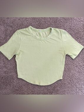 Lululemon Hold Tight Cropped t-shirt
